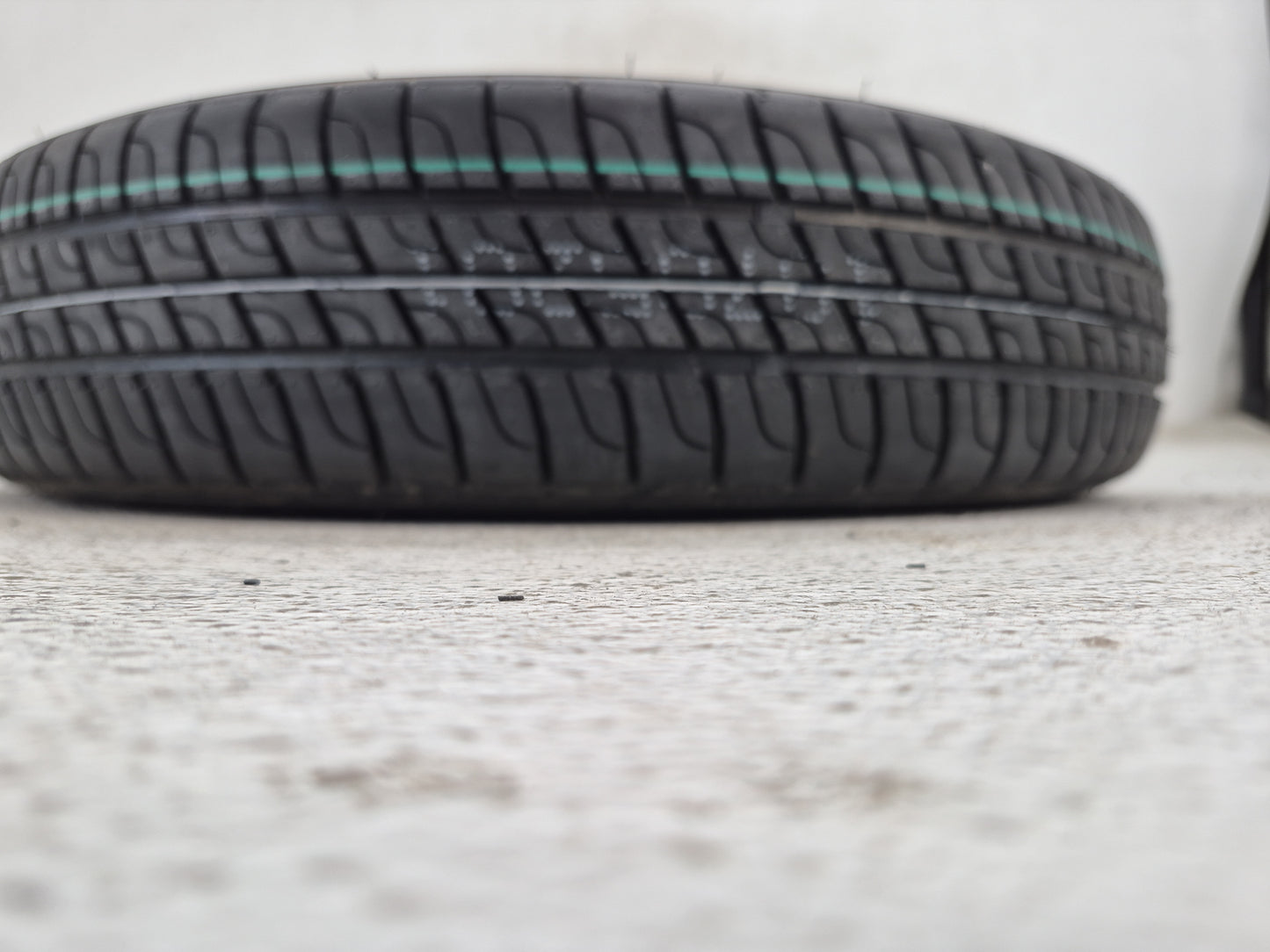 2013-2020 Ford Fusion Spare Donut Tire Wheel Rim Oem 1461519 - Oemusedautoparts1.com