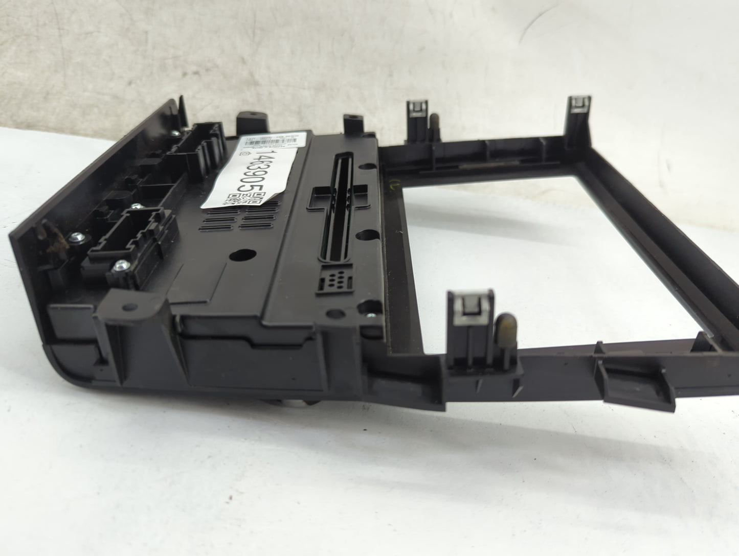 2017-2020 Ford Fusion Radio Control Panel 1463905 - Oemusedautoparts1.com