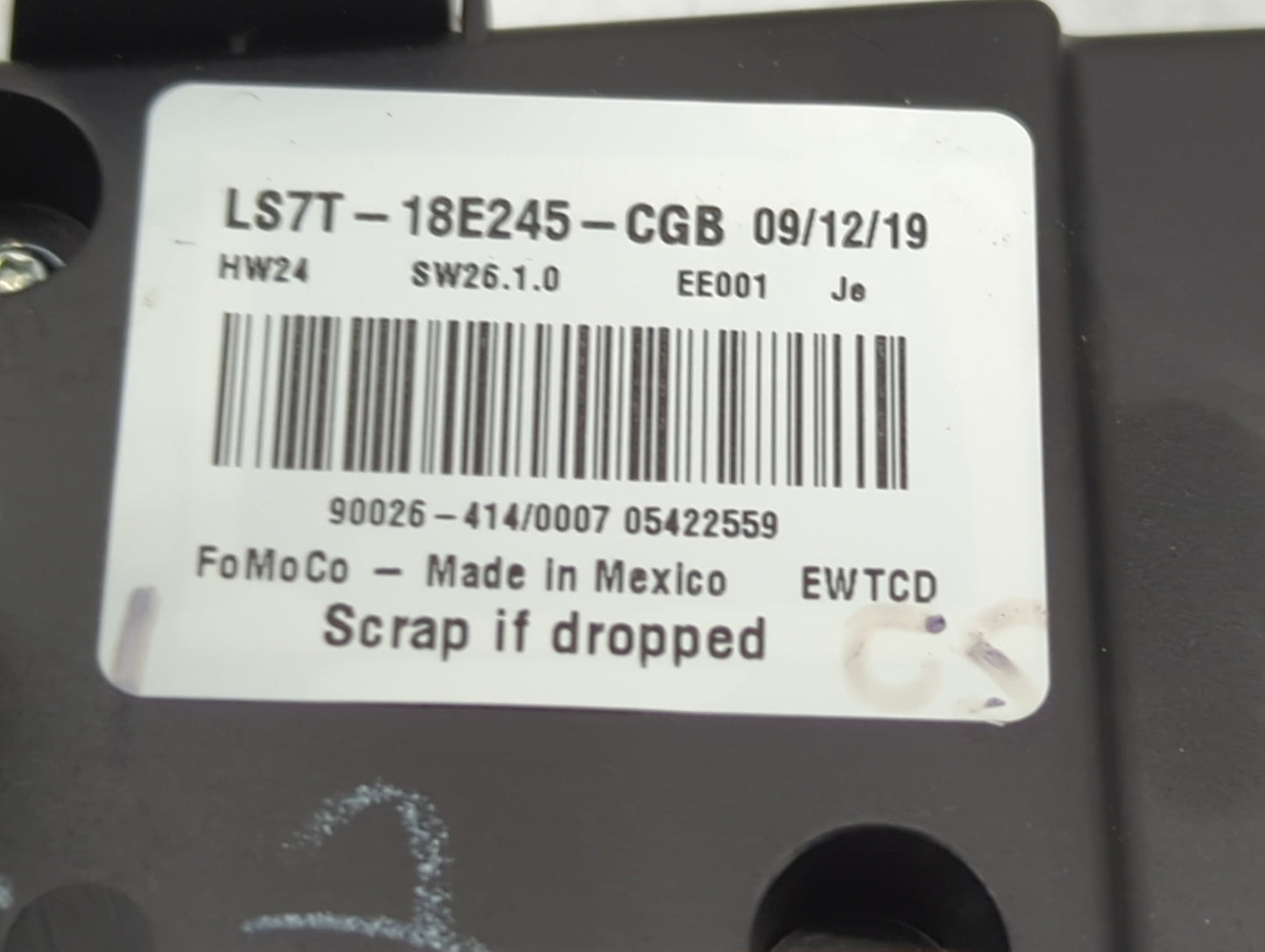 2017-2020 Ford Fusion Radio Control Panel 1464098 - Oemusedautoparts1.com