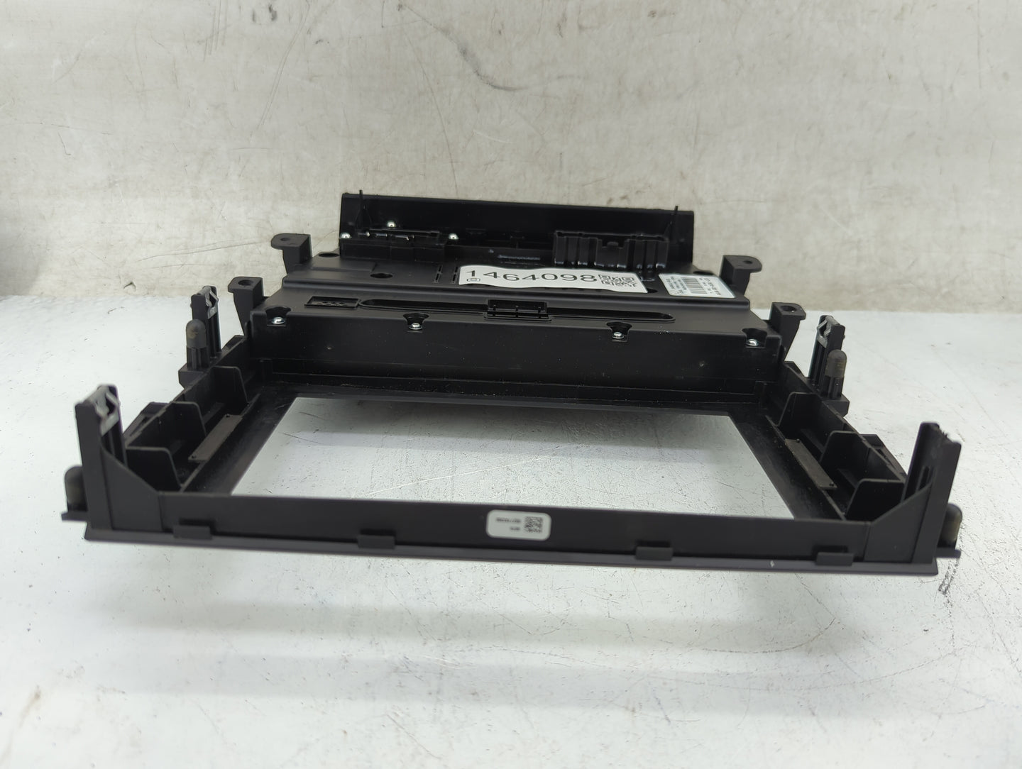 2017-2020 Ford Fusion Radio Control Panel 1464098 - Oemusedautoparts1.com
