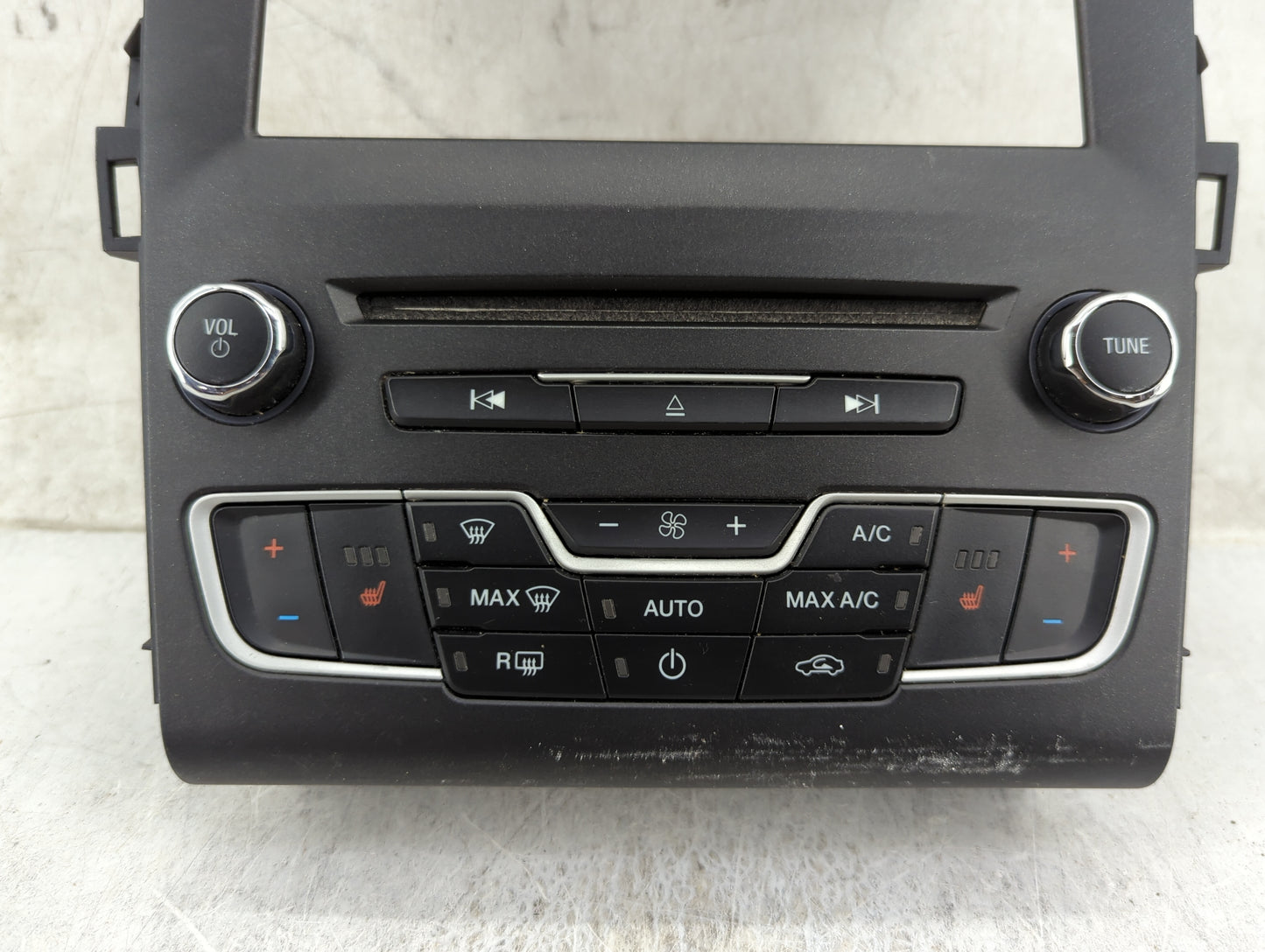 2016-2020 Ford Fusion Radio Control Panel 1466371 - Oemusedautoparts1.com