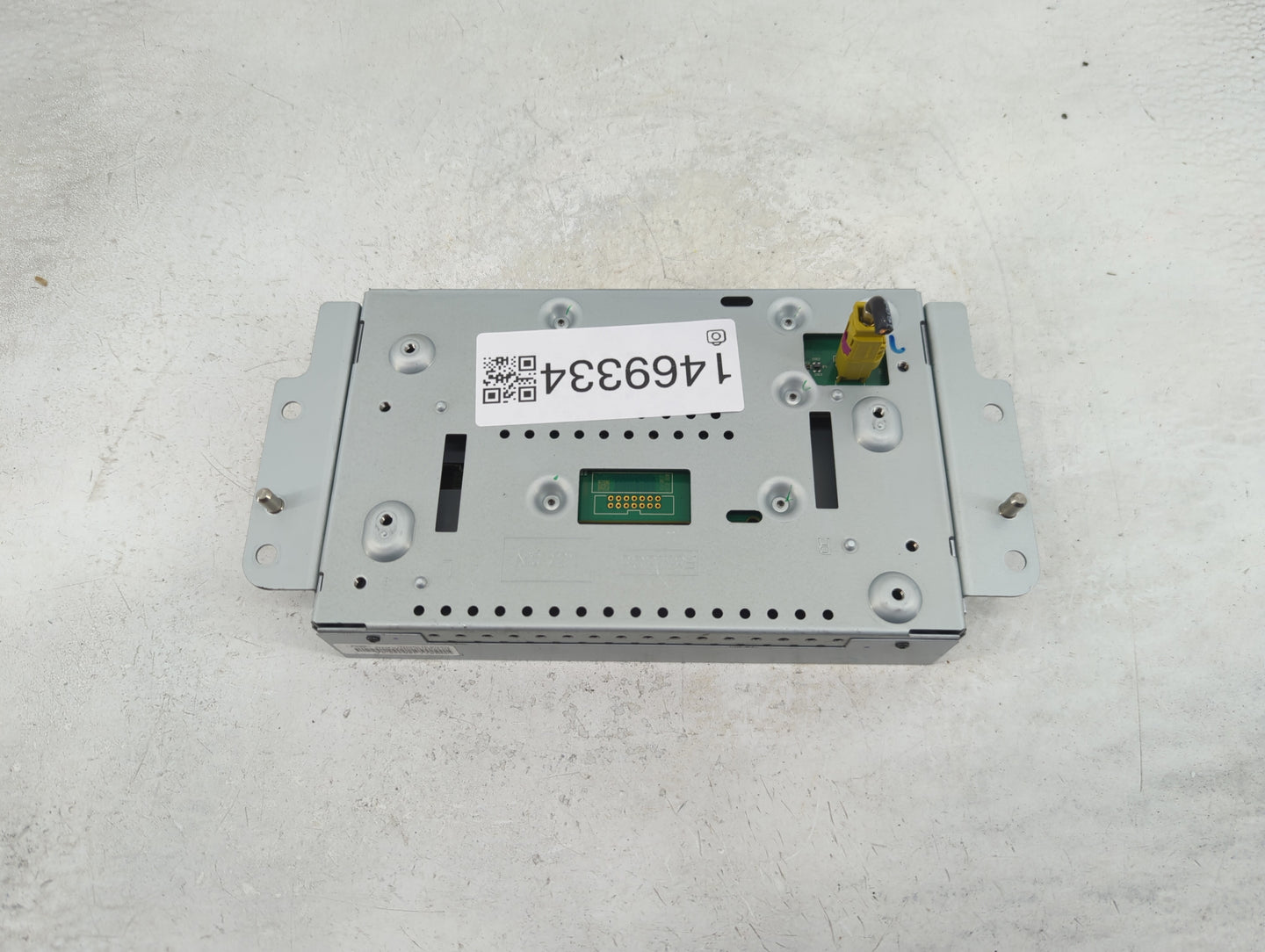 2019-2020 Ford Fusion Information Display Screen 1469334 - Oemusedautoparts1.com