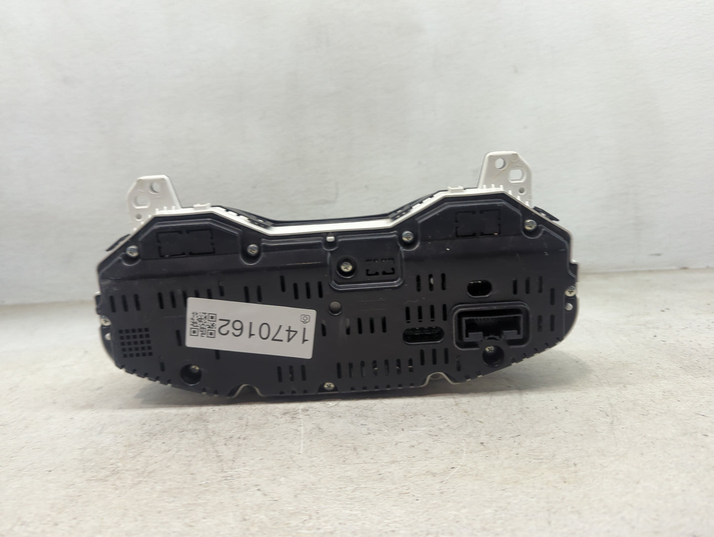 2020 Ford Fusion Instrument Cluster Speedometer Gauges P/N:LS7T-10849-MC DS7T-10890-GA, MX2S7560-3192 Miles: Fits OEM Used A