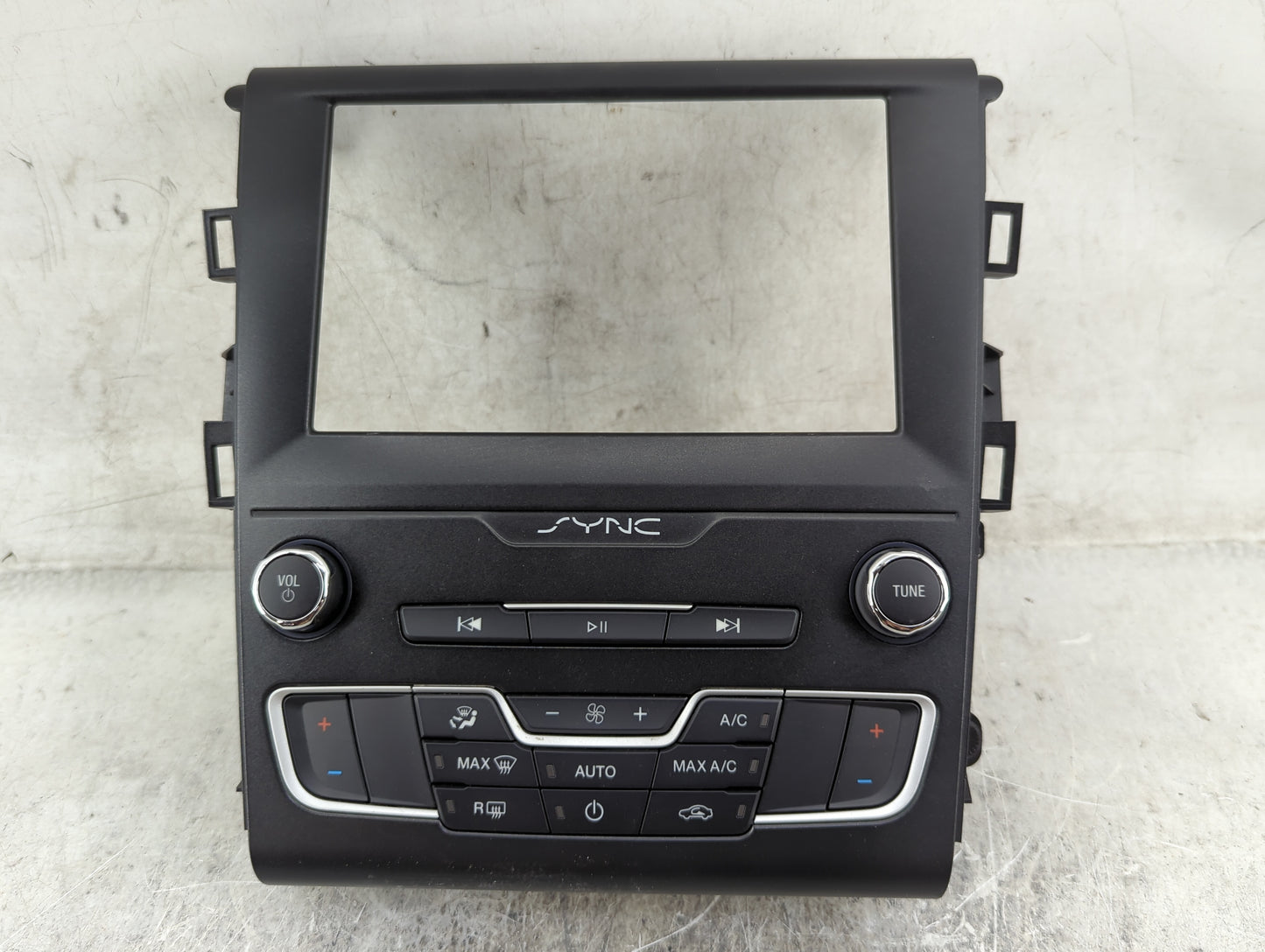 2017-2020 Ford Fusion Radio Control Panel Black 1470198 - Oemusedautoparts1.com
