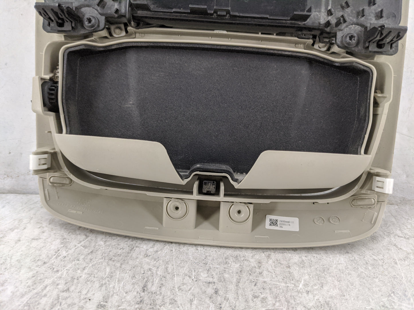 2017-2020 Ford Fusion Overhead Roof Console Tan 1478264 - Oemusedautoparts1.com