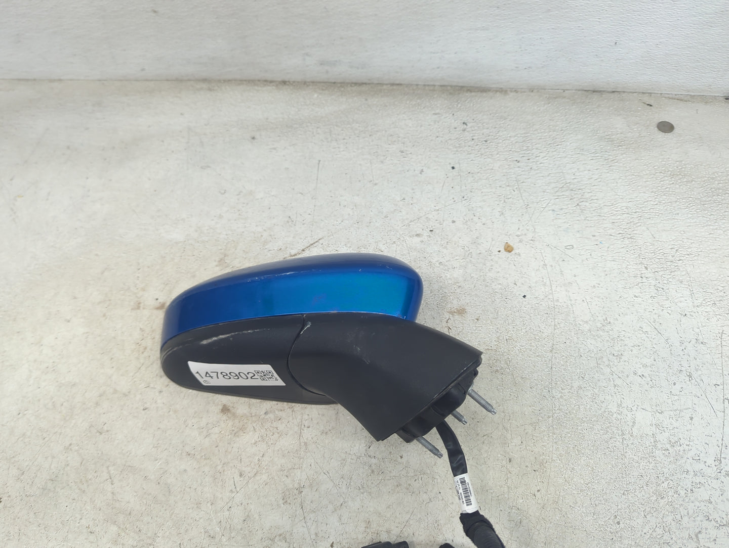 2019-2020 Ford Fusion Passenger Side View Mirror - Right Door Mirror OEM Used - Oemusedautoparts1.com
