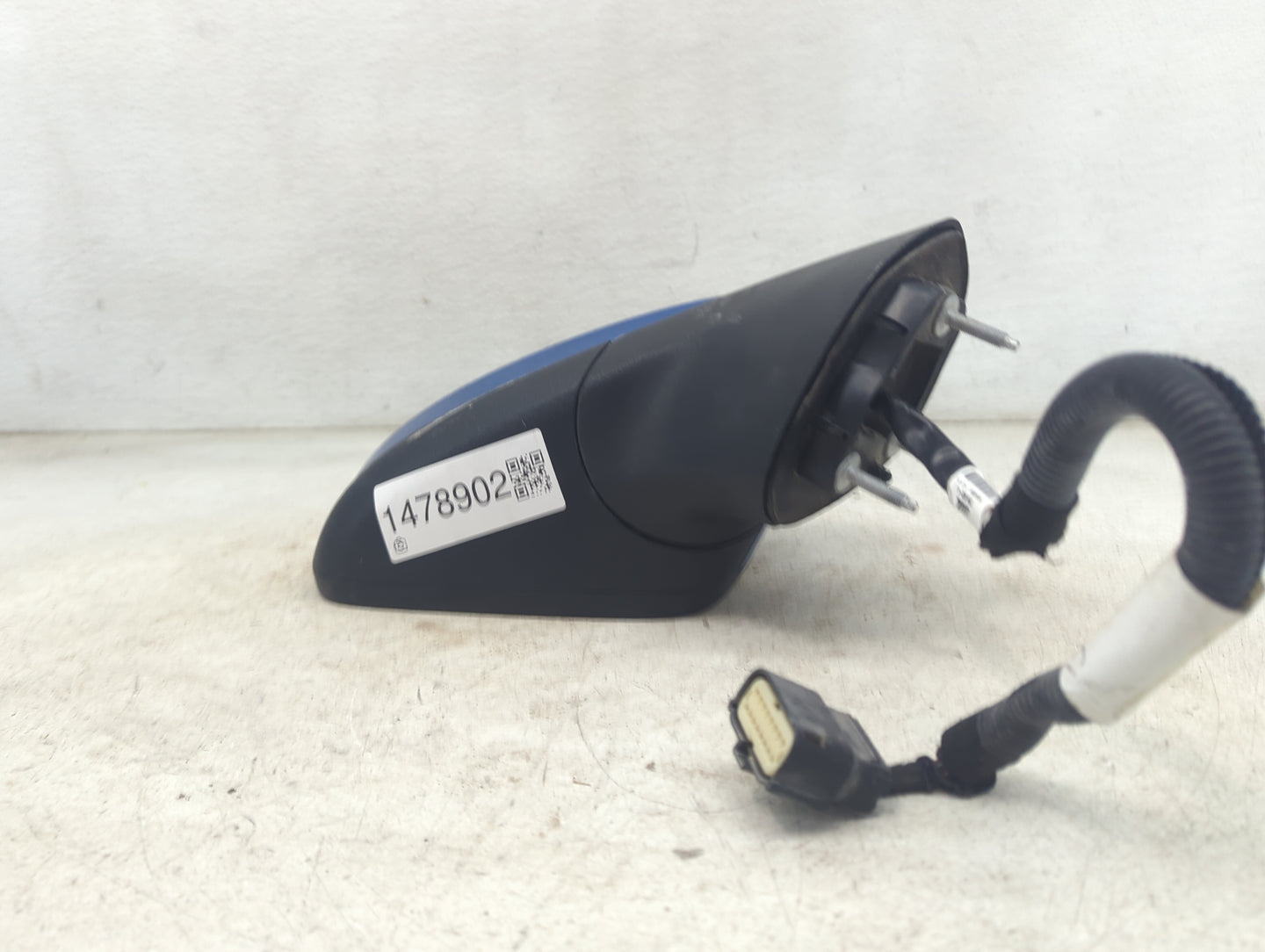 2019-2020 Ford Fusion Passenger Side View Mirror - Right Door Mirror OEM Used - Oemusedautoparts1.com