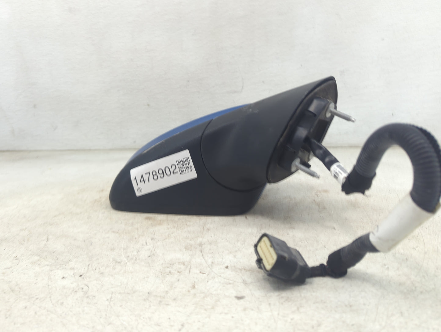 2019-2020 Ford Fusion Passenger Side View Mirror - Right Door Mirror OEM Used - Oemusedautoparts1.com