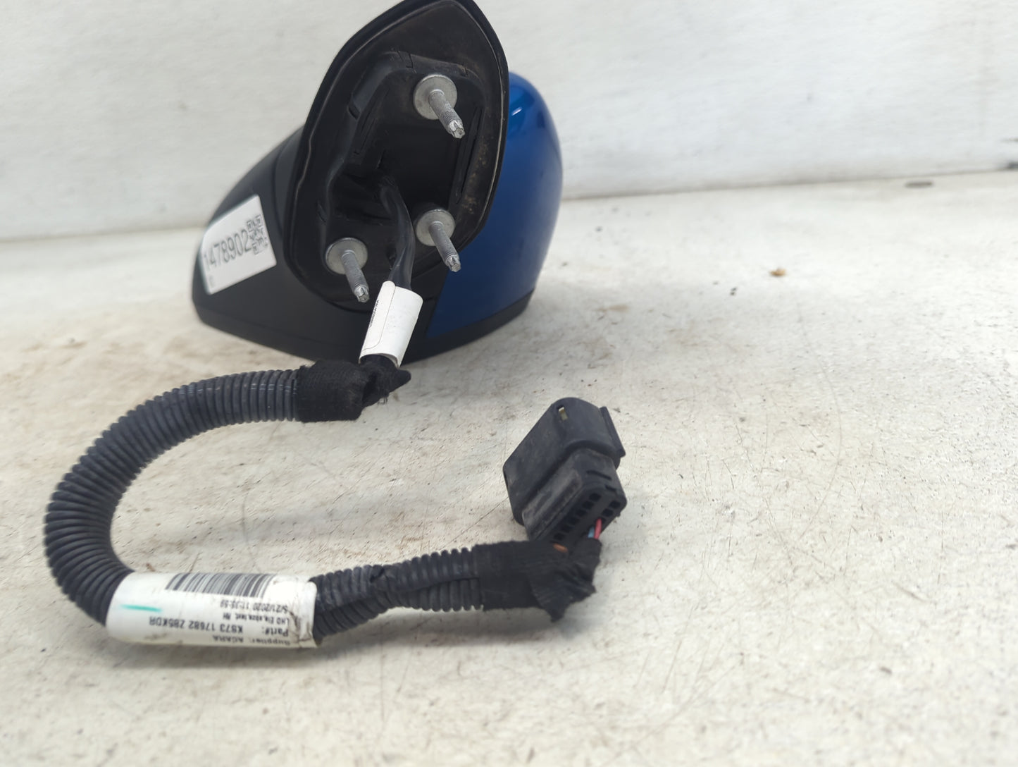 2019-2020 Ford Fusion Passenger Side View Mirror - Right Door Mirror OEM Used - Oemusedautoparts1.com