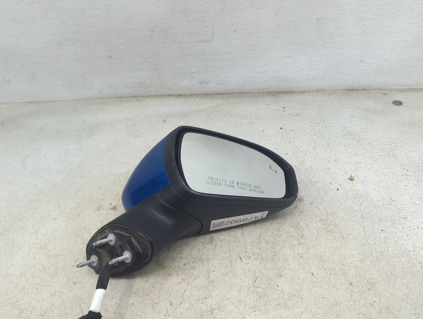 2019-2020 Ford Fusion Passenger Side View Mirror - Right Door Mirror OEM Used - Oemusedautoparts1.com