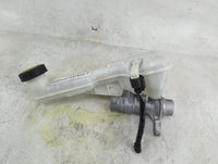 2017-2020 Ford Fusion Brake Master Cylinder 1490405 - Oemusedautoparts1.com