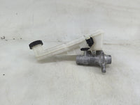 2017-2020 Ford Fusion Brake Master Cylinder 1490520 - Oemusedautoparts1.com