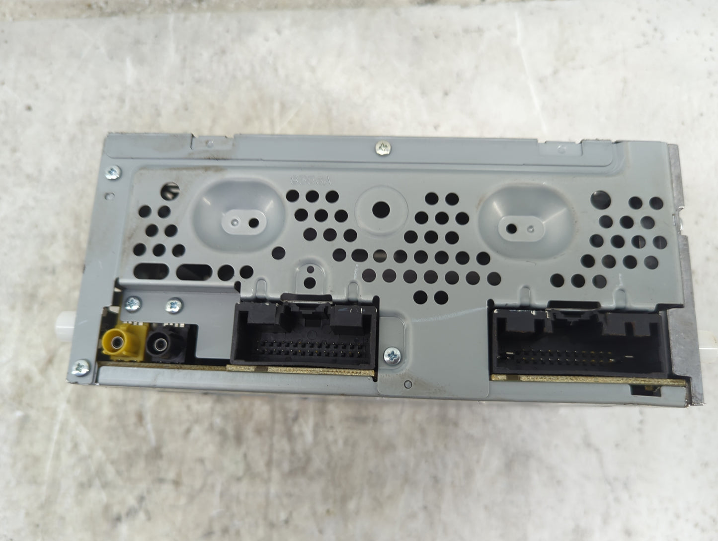 2020 Ford Fusion Radio AM FM Cd Player Receiver Replacement P/N:LS7T-18D818-ZC FA-HU-CDB Fits OEM Used Auto Parts - Oemuseda