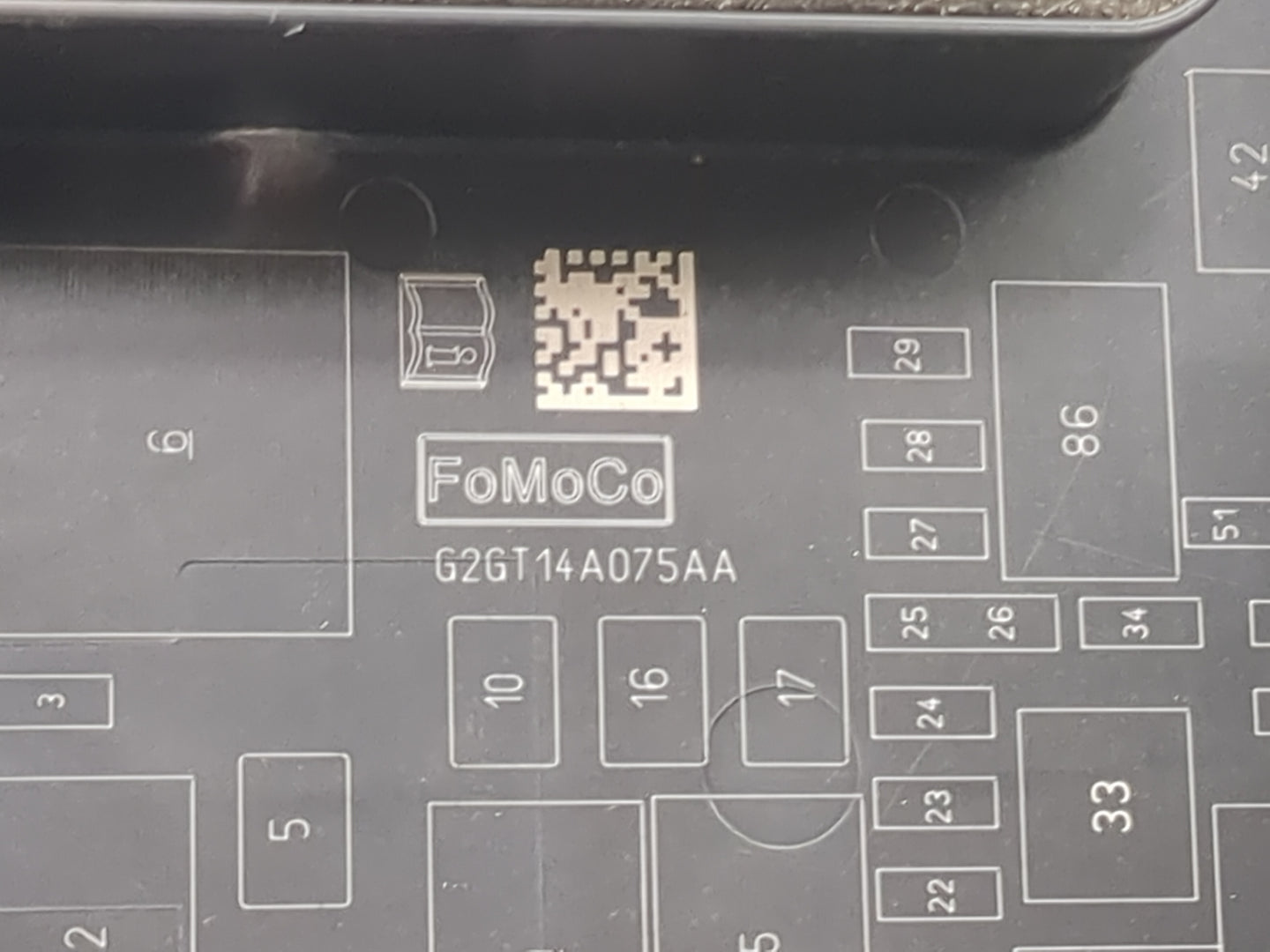 2017-2020 Ford Fusion Fusebox Fuse Box Panel Relay Module P/N:G2GT14A075AA GU5T-14B192-GA Fits Fits 2017 2018 2019 2020 OEM 