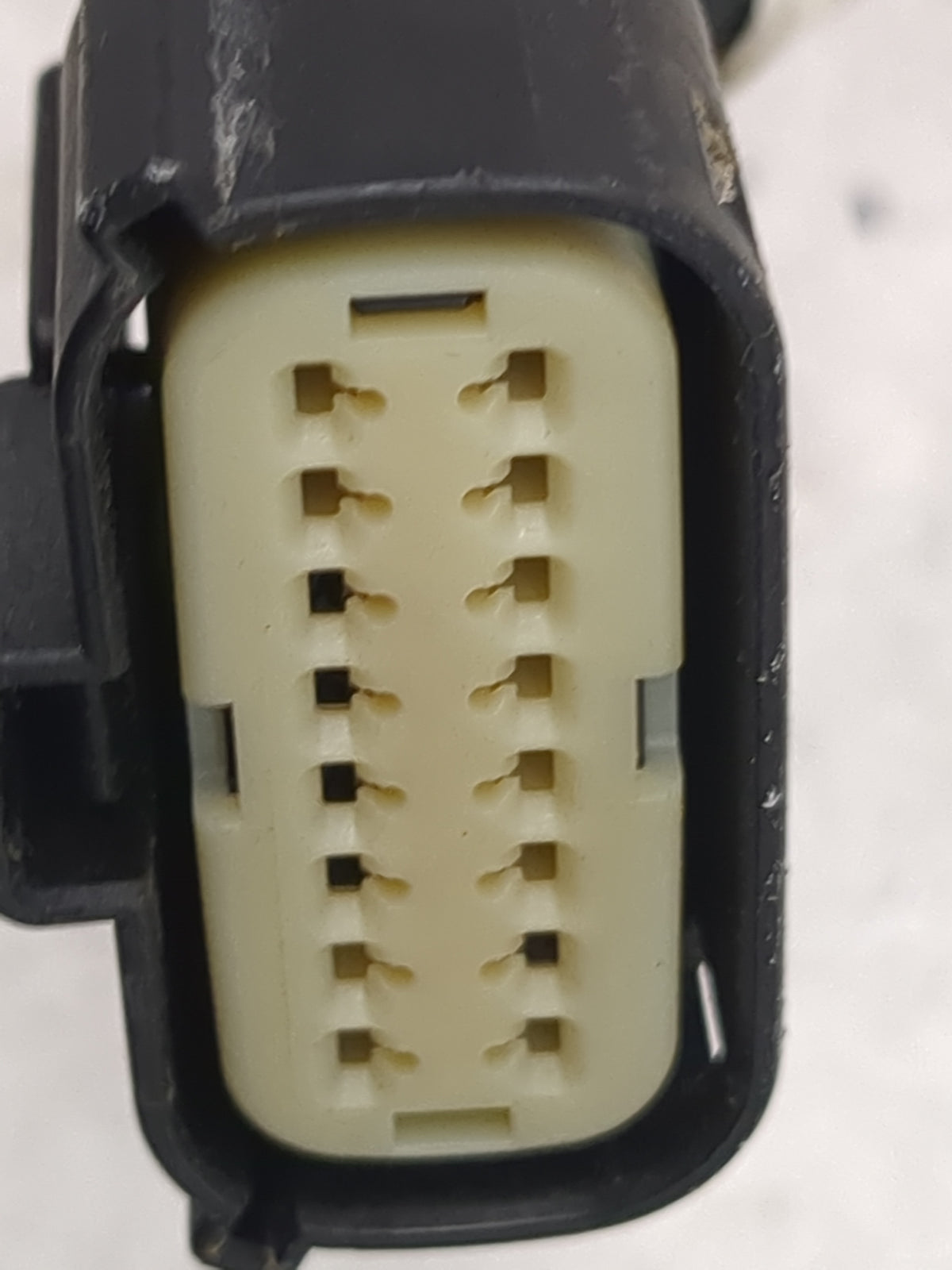 2019-2020 Ford Fusion Passenger Side View Mirror - Right Door Mirror OEM Used - Oemusedautoparts1.com
