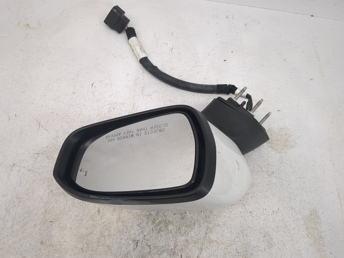 2019-2020 Ford Fusion Passenger Side View Mirror - Right Door Mirror OEM Used - Oemusedautoparts1.com