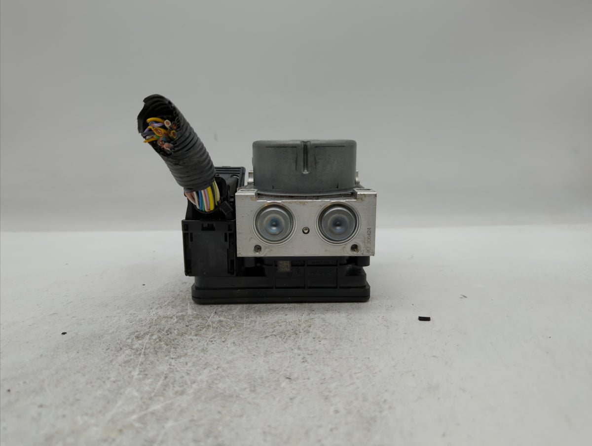 2019-2020 Ford Fusion Anti-Lock Brake ABS Pump Module Actuator OEM P/N:KG9C-2B373-LD KG9C-2B373-LC Fits Fits 2019 2020 OEM U