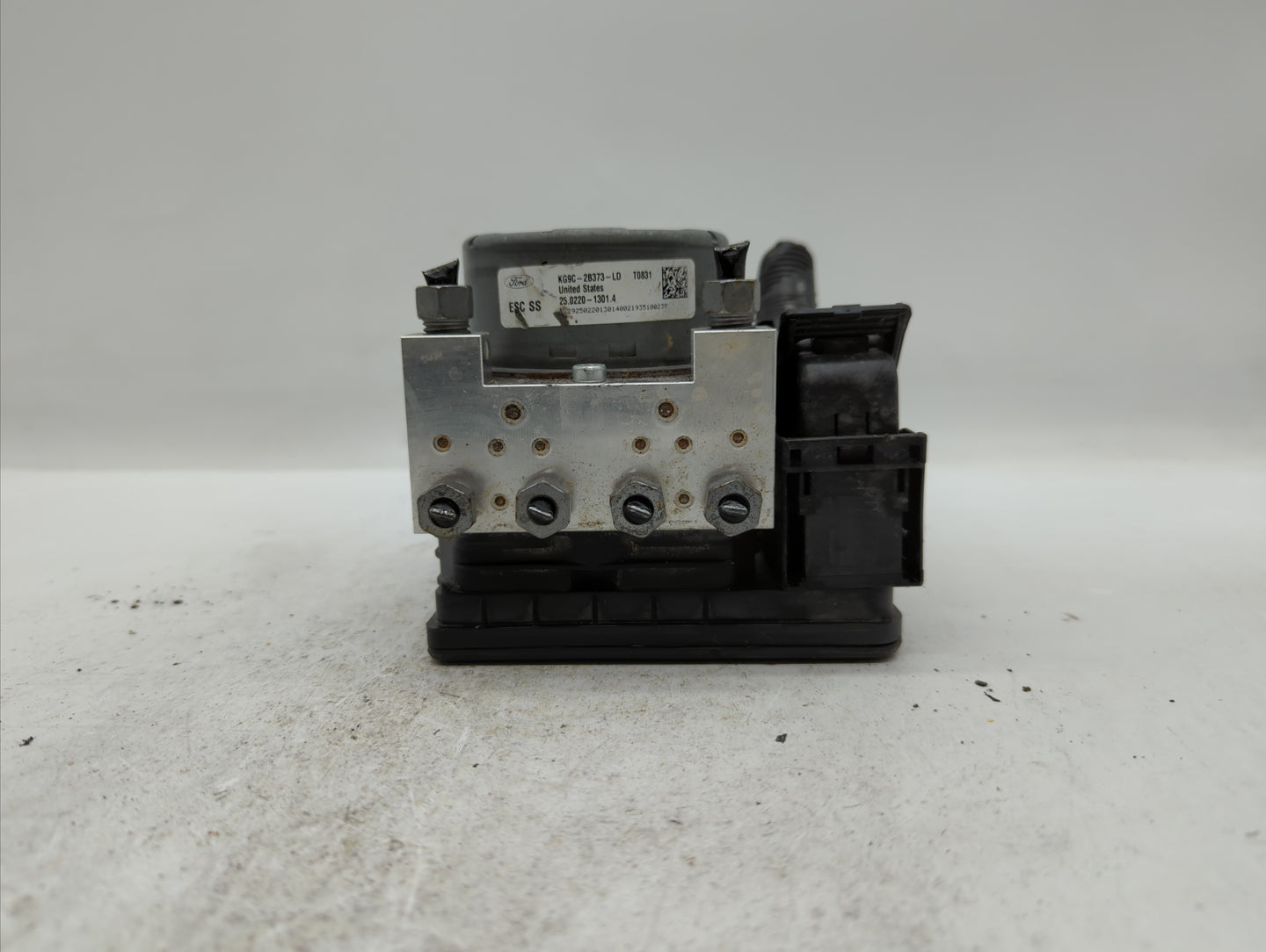 2019 Ford Fusion ABS Pump Control Module Replacement P/N:KG9C-2B373-LD KG9C-2B373-LC Fits OEM Used Auto Parts - Oemusedautop