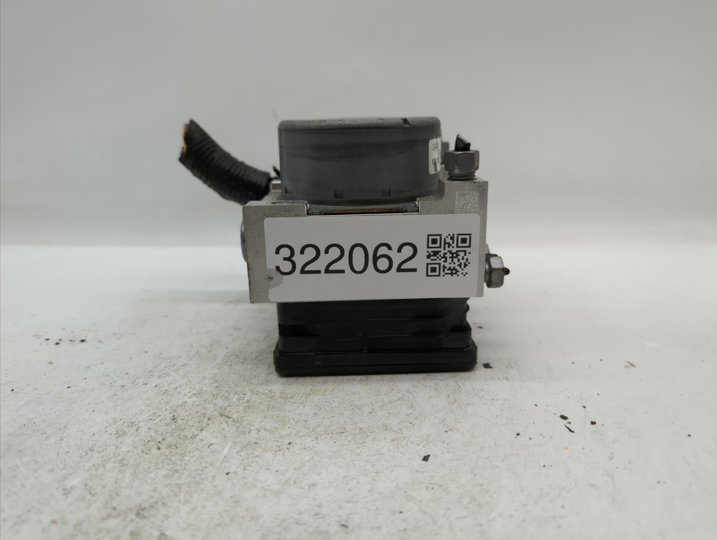 2019 Ford Fusion ABS Pump Control Module Replacement P/N:KG9C-2B373-LD KG9C-2B373-LC Fits OEM Used Auto Parts - Oemusedautop