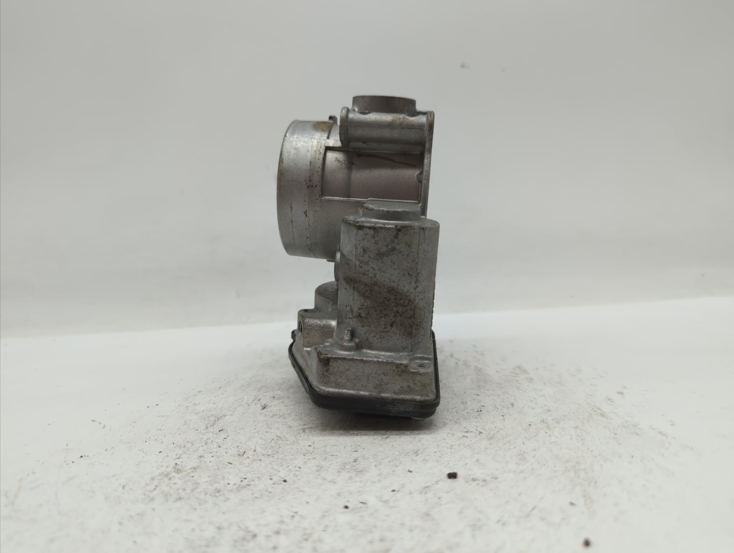 2013-2019 Ford Fusion Throttle Body P/N:DS7E-9F991-AK DS7E-9F991-AD Fits Fits 2013 2014 2015 2016 2017 2018 2019 2020 OEM Us