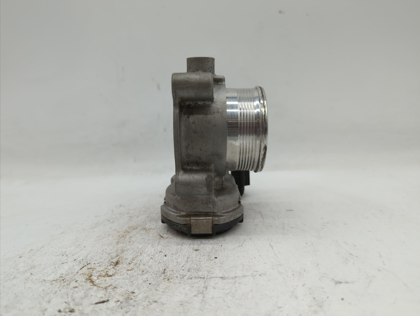 2014-2019 Ford Fusion Throttle Body P/N:DS7E-9F991-BB Fits Fits 2014 2015 2016 2017 2018 2019 OEM Used Auto Parts - Oemuseda