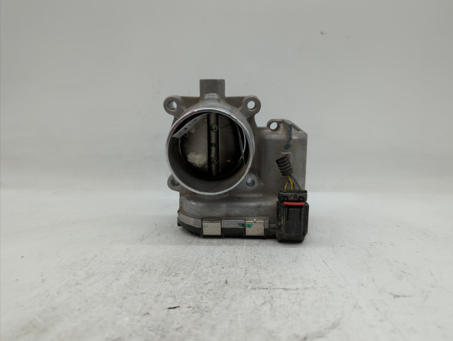 2014-2019 Ford Fusion Throttle Body P/N:DS7E-9F991-BB Fits Fits 2014 2015 2016 2017 2018 2019 OEM Used Auto Parts - Oemuseda