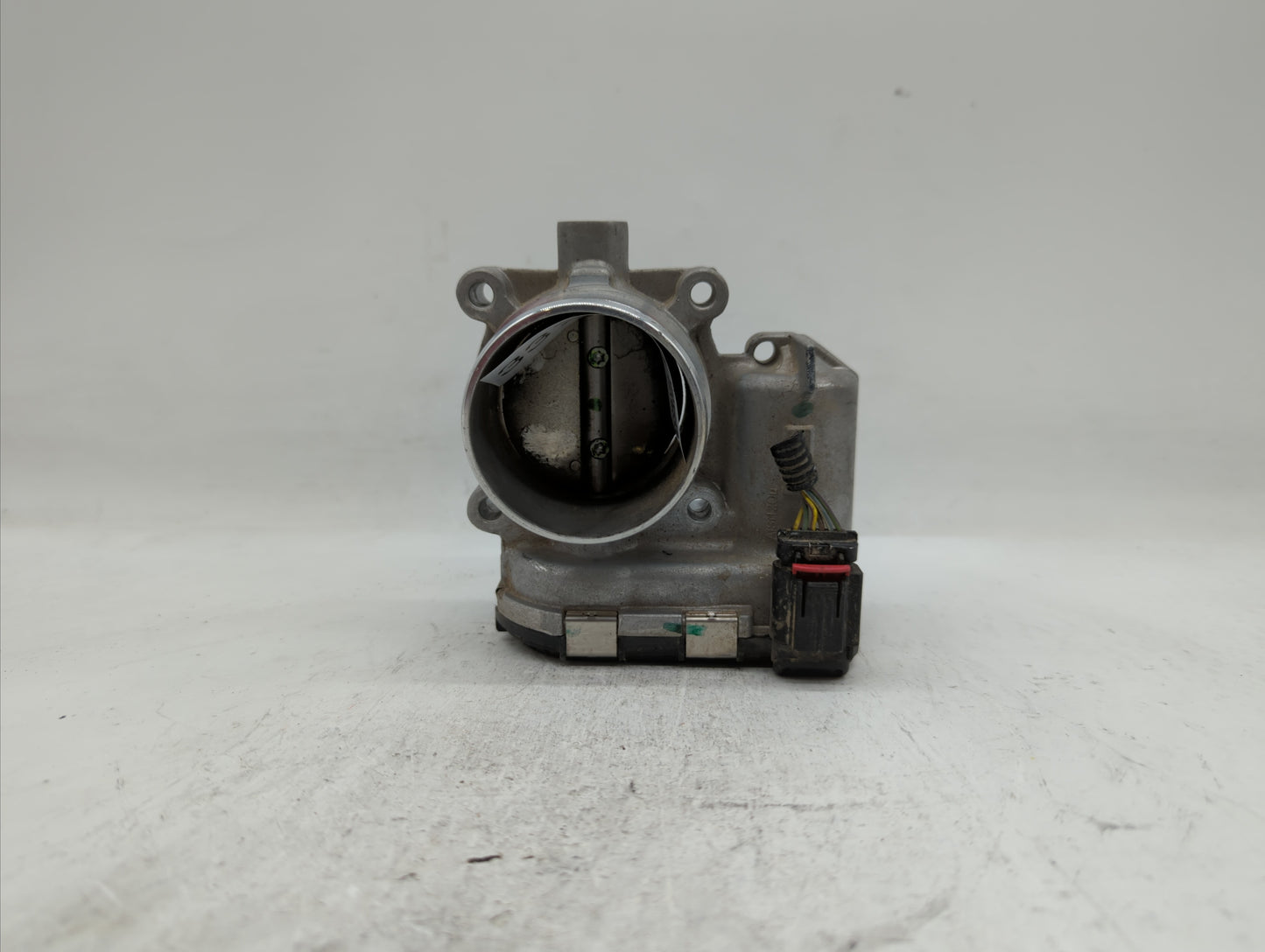 2014-2019 Ford Fusion Throttle Body P/N:DS7E-9F991-BB Fits Fits 2014 2015 2016 2017 2018 2019 OEM Used Auto Parts - Oemuseda