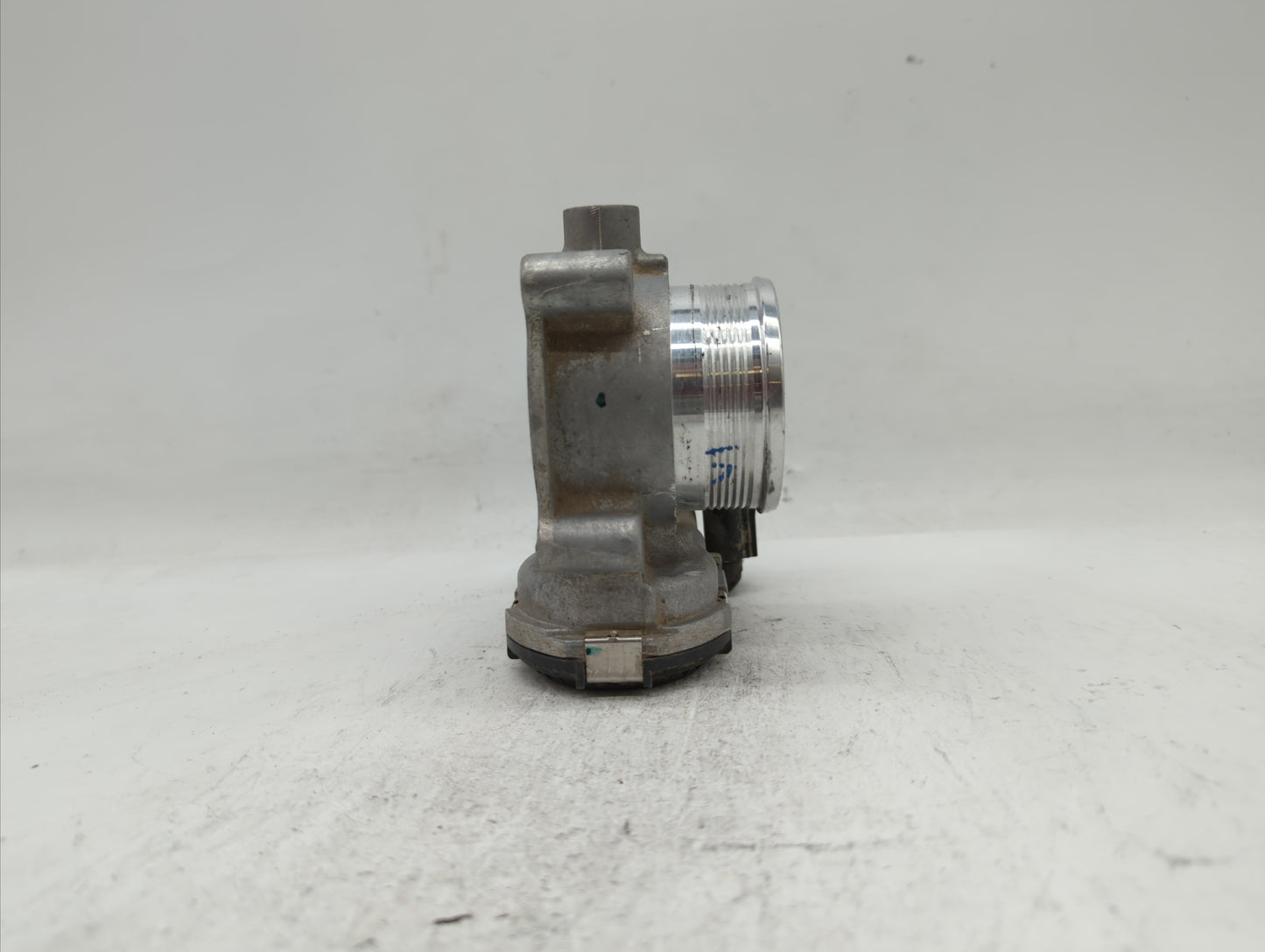 2014-2019 Ford Fusion Throttle Body P/N:DS7E-9F991-BB Fits Fits 2014 2015 2016 2017 2018 2019 OEM Used Auto Parts - Oemuseda