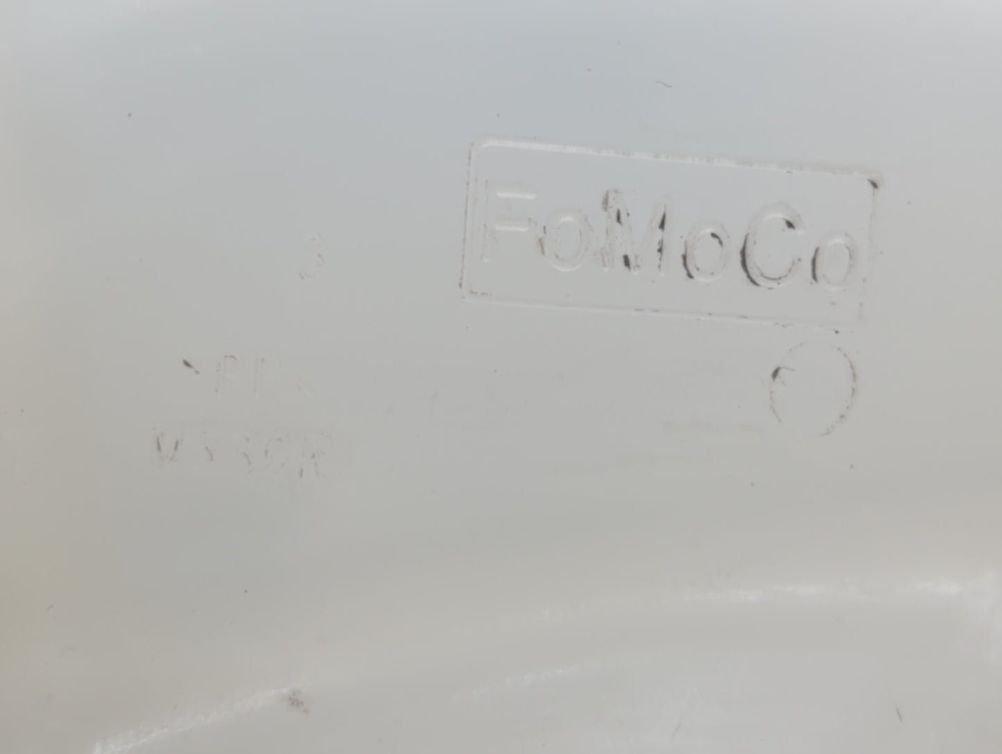 2017-2019 Ford Fusion Radiator Coolant Overflow Expansion Tank Bottle - Oemusedautoparts1.com
