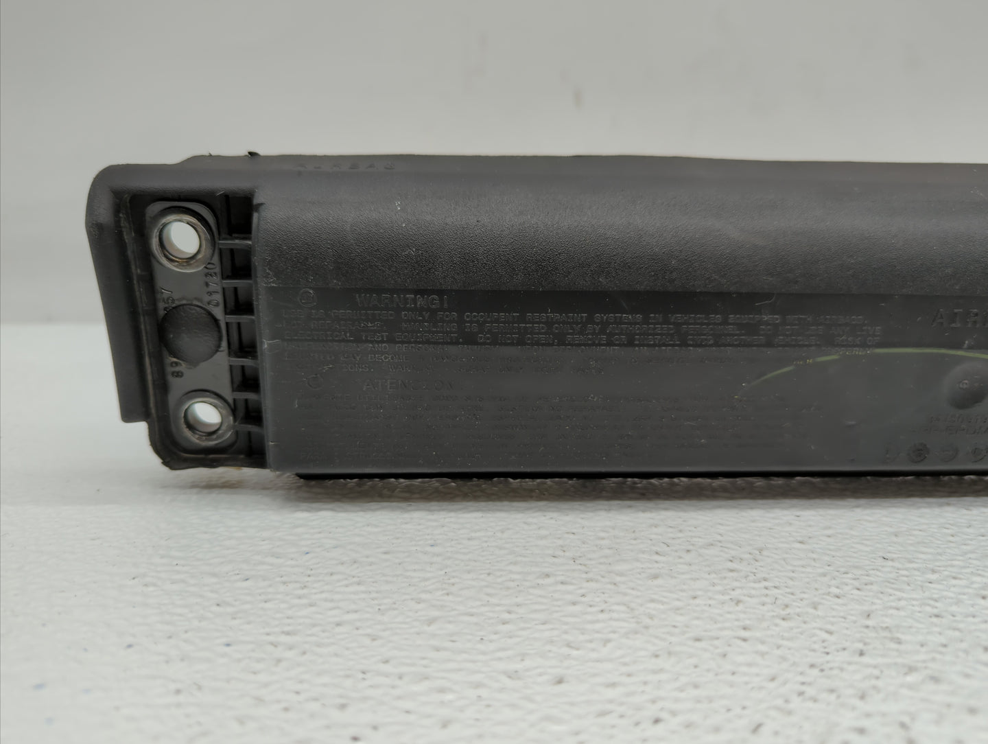 2013-2019 Ford Fusion Air Bag Passenger Right Knee OEM P/N:DG93-54045J76 DG93 54045J76 Fits OEM Used Auto Parts - Oemusedaut