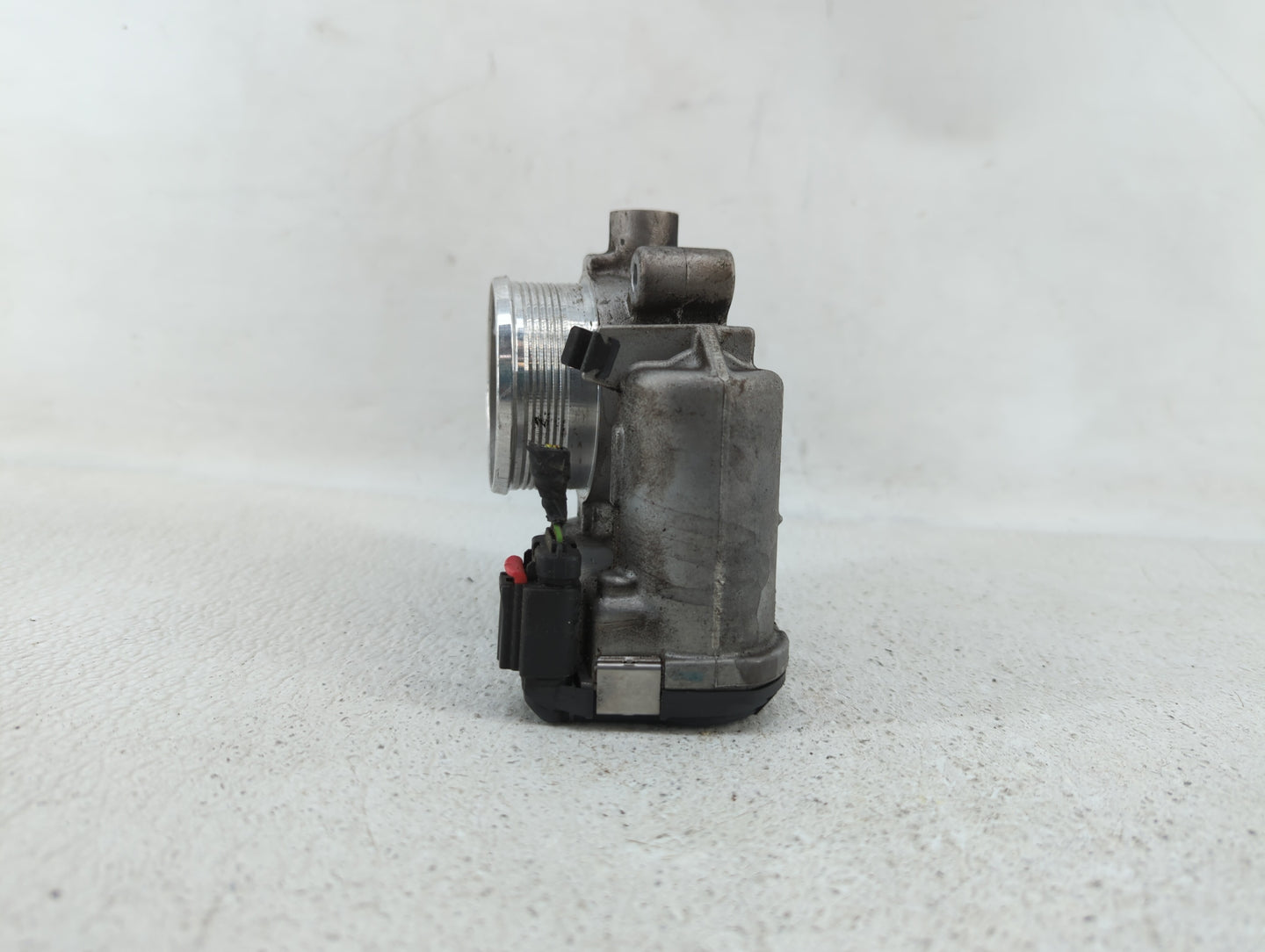 2014-2019 Ford Fusion Throttle Body P/N:DS7E-9F991-BB Fits Fits 2014 2015 2016 2017 2018 2019 OEM Used Auto Parts - Oemuseda