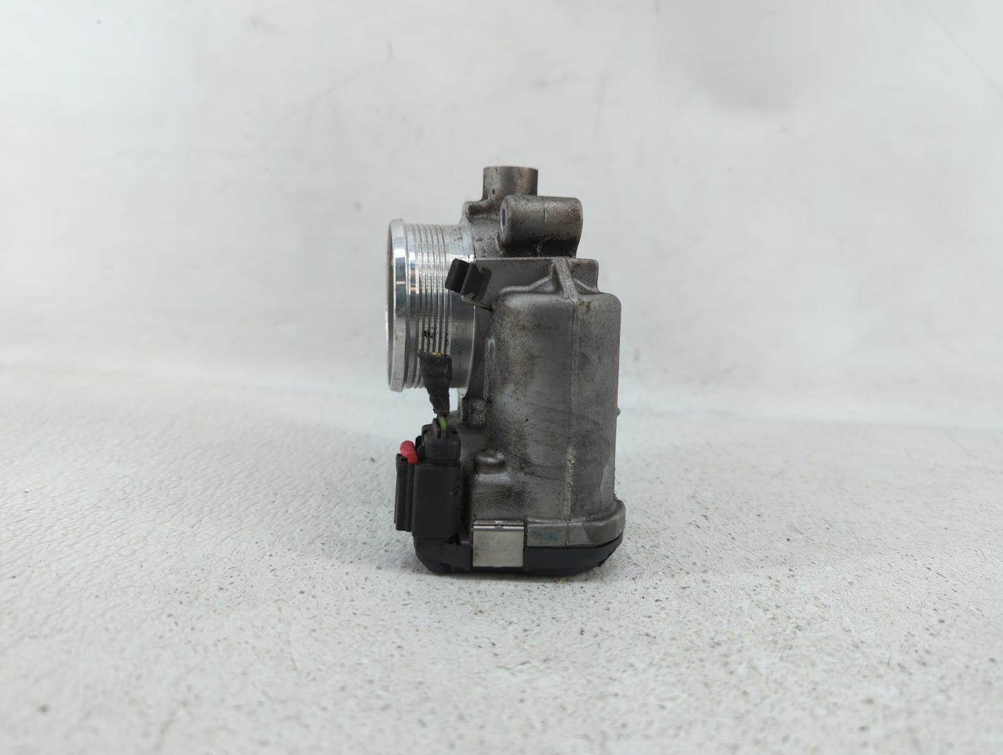 2014-2019 Ford Fusion Throttle Body P/N:DS7E-9F991-BB Fits Fits 2014 2015 2016 2017 2018 2019 OEM Used Auto Parts - Oemuseda