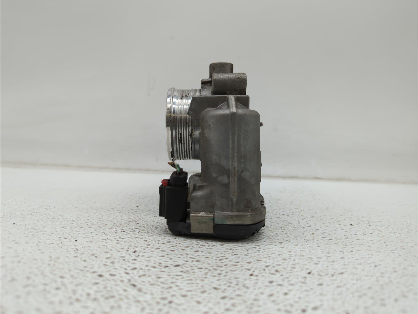 2014-2019 Ford Fusion Throttle Body P/N:DS7E-9F991-BB Fits Fits 2014 2015 2016 2017 2018 2019 OEM Used Auto Parts - Oemuseda