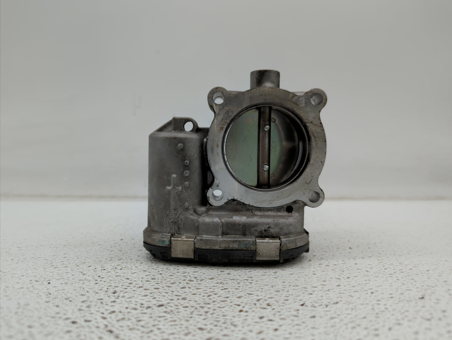 2014-2019 Ford Fusion Throttle Body P/N:DS7E-9F991-BB Fits Fits 2014 2015 2016 2017 2018 2019 OEM Used Auto Parts - Oemuseda