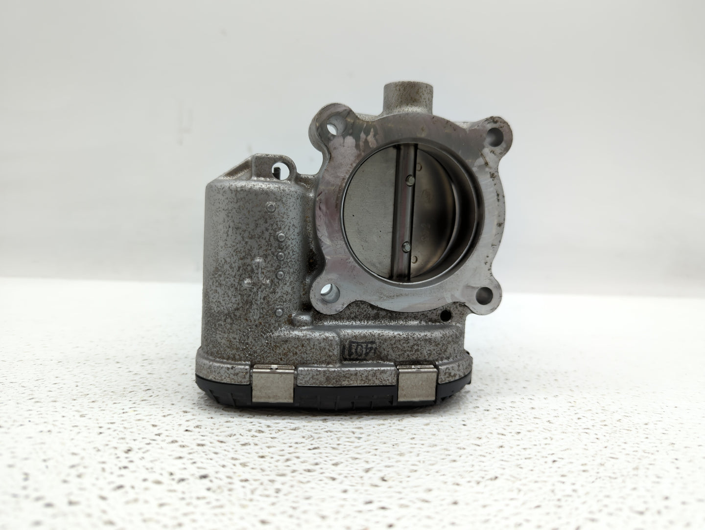 2014-2019 Ford Fusion Throttle Body P/N:DS7E-9F991-BB Fits Fits 2014 2015 2016 2017 2018 2019 OEM Used Auto Parts - Oemuseda