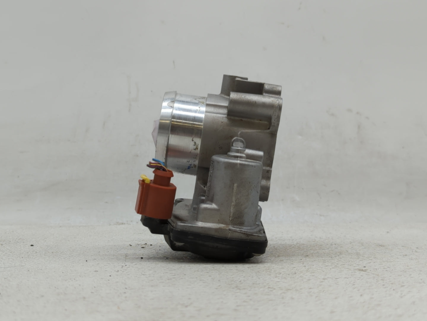 2014-2019 Ford Fusion Throttle Body P/N:DS7G-9F991-CA Fits Fits 2014 2015 2016 2017 2018 2019 OEM Used Auto Parts - Oemuseda