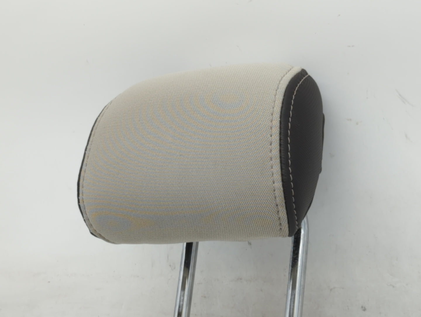 2017-2020 Ford Fusion Headrest Head Rest Front Driver Passenger Seat Fits Fits 2017 2018 2019 2020 OEM Used Auto Parts - Oem