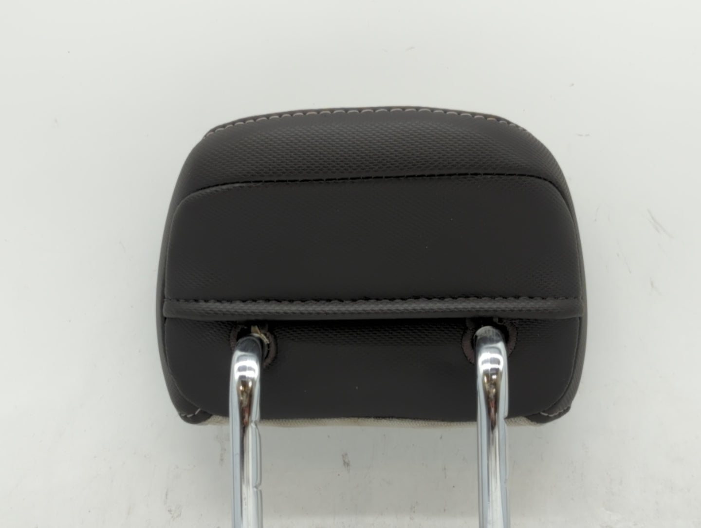 2017-2020 Ford Fusion Headrest Head Rest Front Driver Passenger Seat Fits Fits 2017 2018 2019 2020 OEM Used Auto Parts - Oem