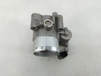 2014-2020 Ford Fusion Throttle Body P/N:DS7G-9F991-BB DS7G-9F991-CA Fits Fits 2014 2015 2016 2017 2018 2019 2020 OEM Used Au