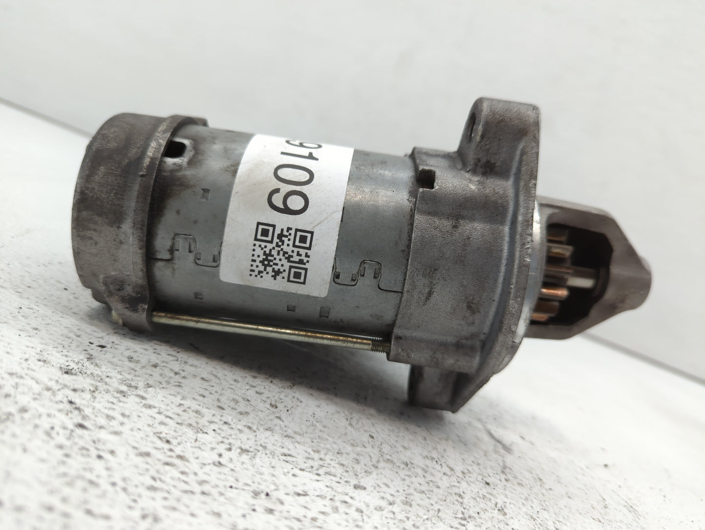 2013-2020 Ford Fusion Car Starter Motor Solenoid OEM P/N:DS7T-11000-HB Fits Fits 2013 2014 2015 2016 2017 2018 2019 2020 OEM