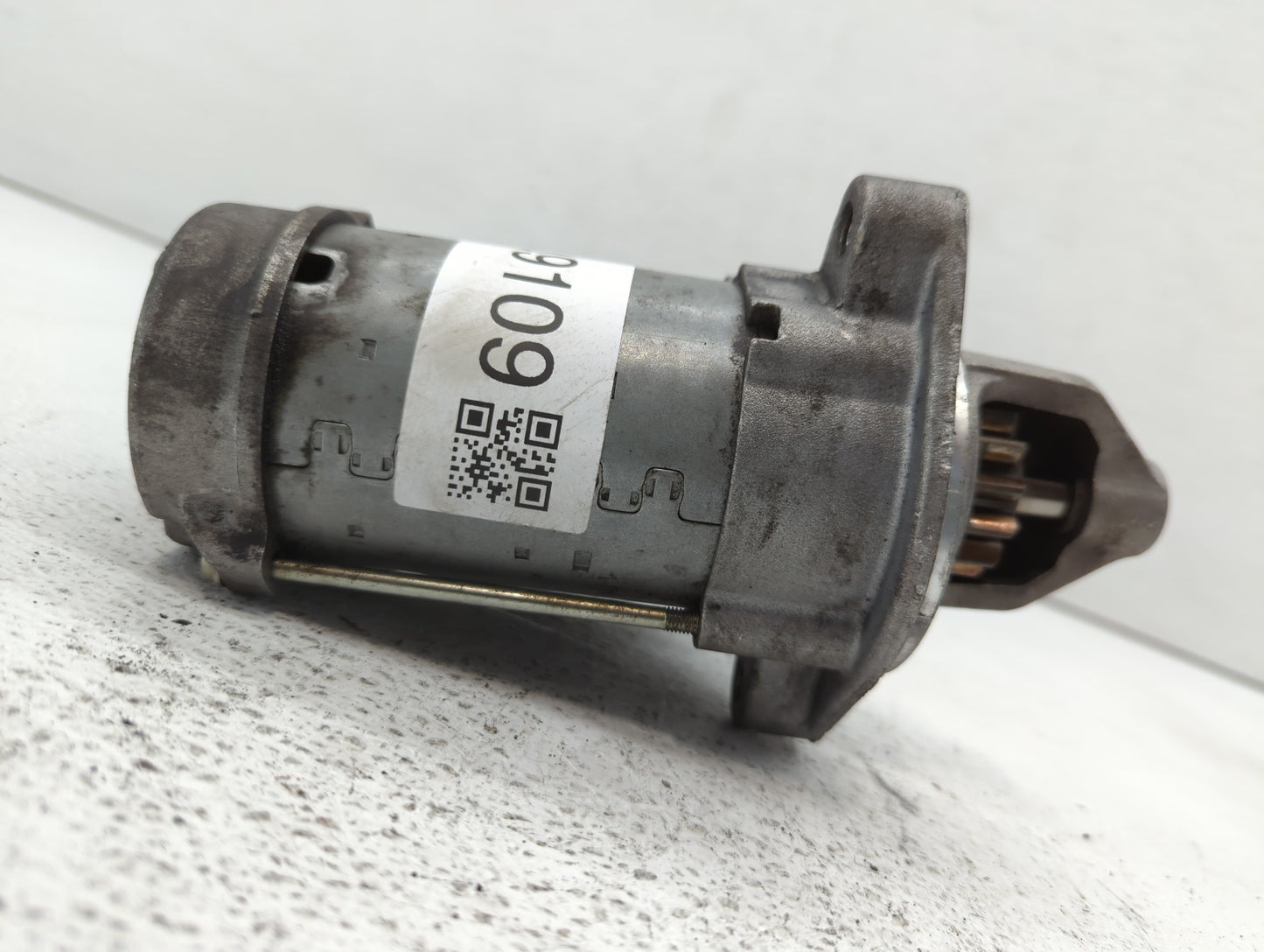 2013-2020 Ford Fusion Car Starter Motor Solenoid OEM P/N:DS7T-11000-HB Fits Fits 2013 2014 2015 2016 2017 2018 2019 2020 OEM
