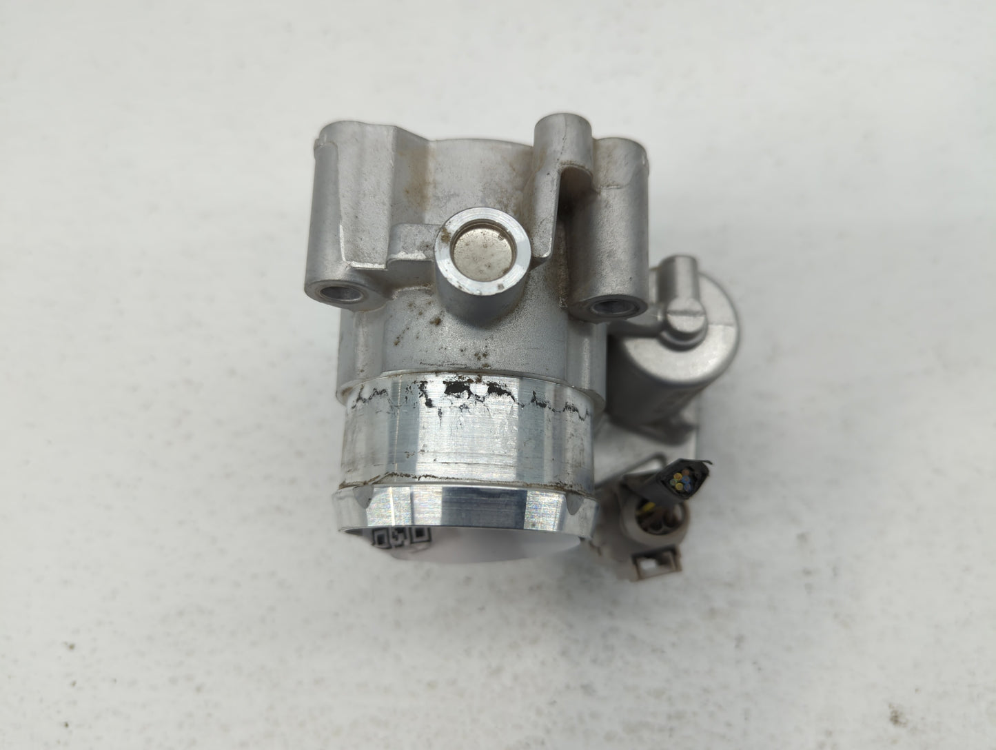 2014-2020 Ford Fusion Throttle Body P/N:DS7G-9F991-CA Fits Fits 2014 2015 2016 2017 2018 2019 2020 OEM Used Auto Parts - Oem