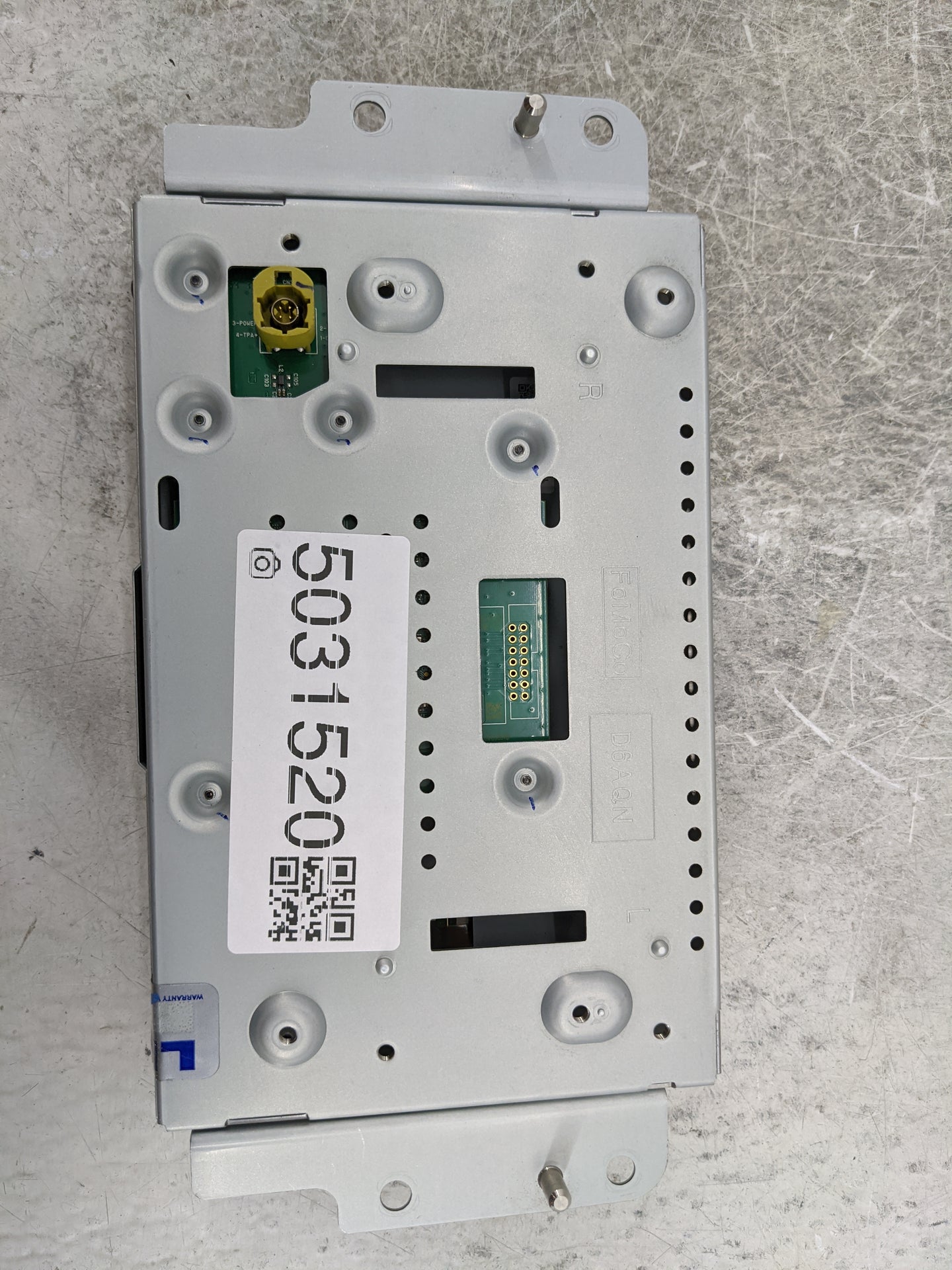 2019-2020 Ford Fusion Information Display Screen 5031520 - Oemusedautoparts1.com
