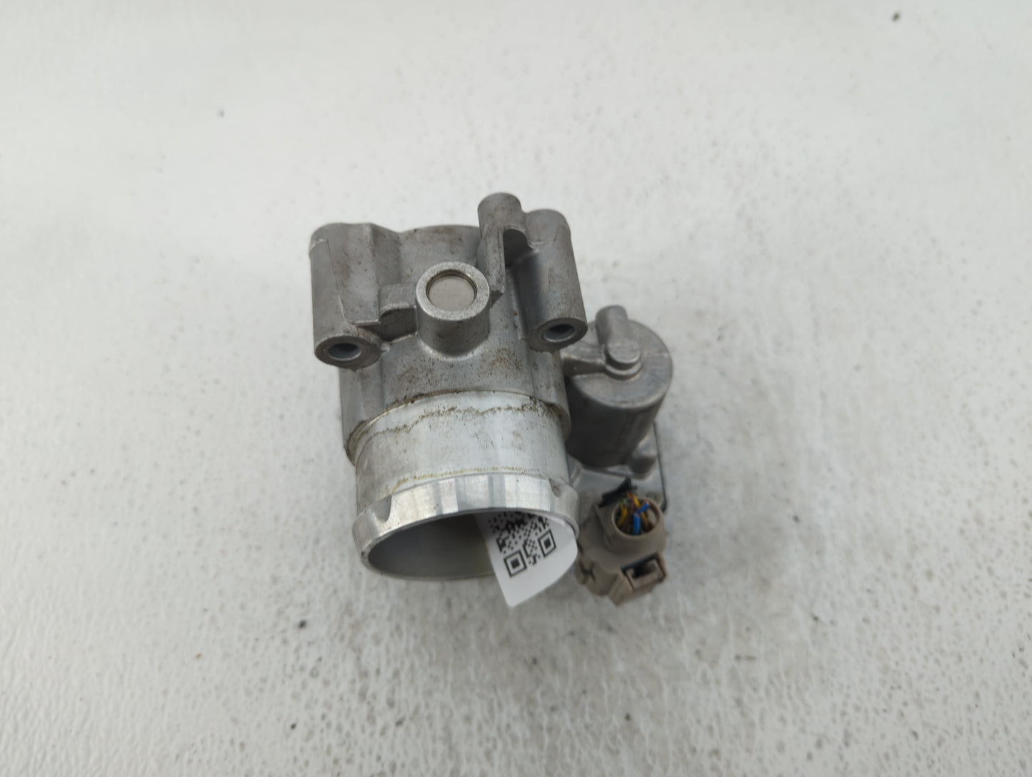 2014-2020 Ford Fusion Throttle Body P/N:DS7G-9F991-CA Fits Fits 2014 2015 2016 2017 2018 2019 2020 OEM Used Auto Parts - Oem