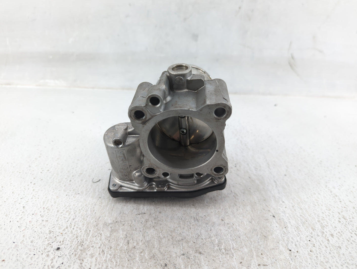 2014-2020 Ford Fusion Throttle Body P/N:DS7G-9F991-CA Fits Fits 2014 2015 2016 2017 2018 2019 2020 OEM Used Auto Parts - Oem