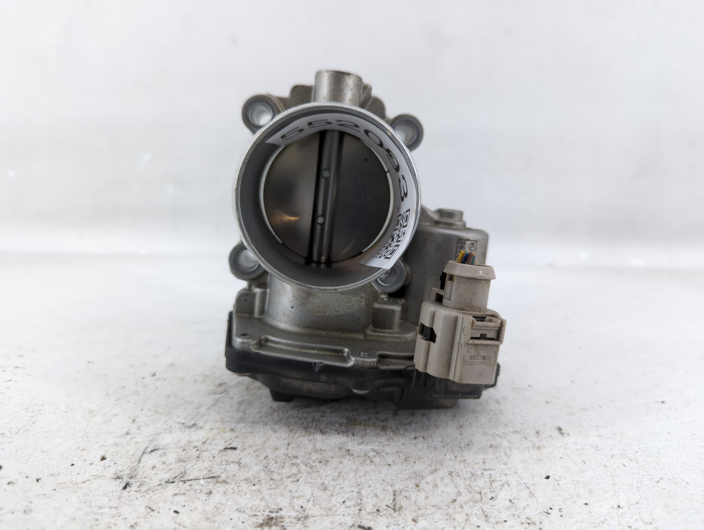 2014-2020 Ford Fusion Throttle Body P/N:DS7G-9F991-CA Fits Fits 2014 2015 2016 2017 2018 2019 2020 OEM Used Auto Parts - Oem