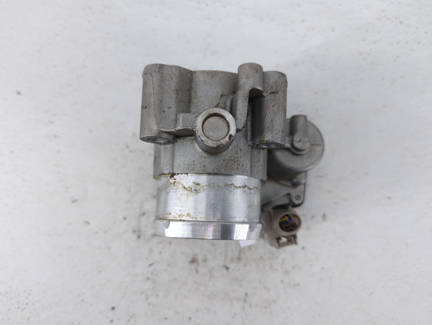 2014-2020 Ford Fusion Throttle Body P/N:DS7G-9F991-CA Fits Fits 2014 2015 2016 2017 2018 2019 2020 OEM Used Auto Parts - Oem