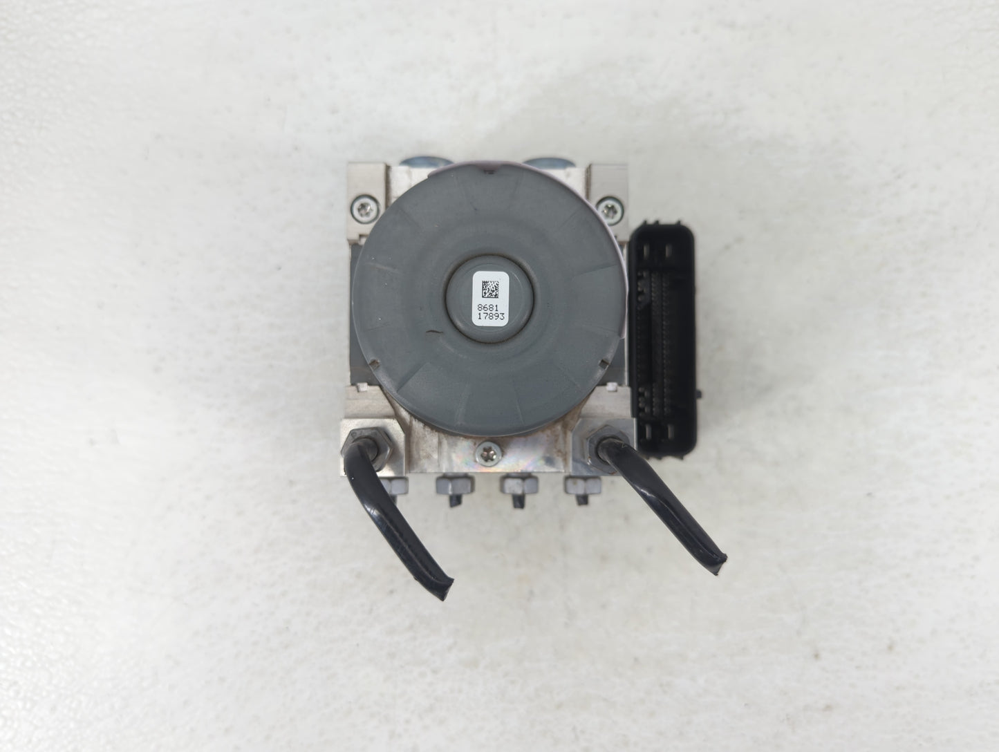 2019-2020 Ford Fusion ABS Pump Control Module Replacement P/N:KG9C-2B373-LD Fits Fits 2019 2020 OEM Used Auto Parts - Oemuse