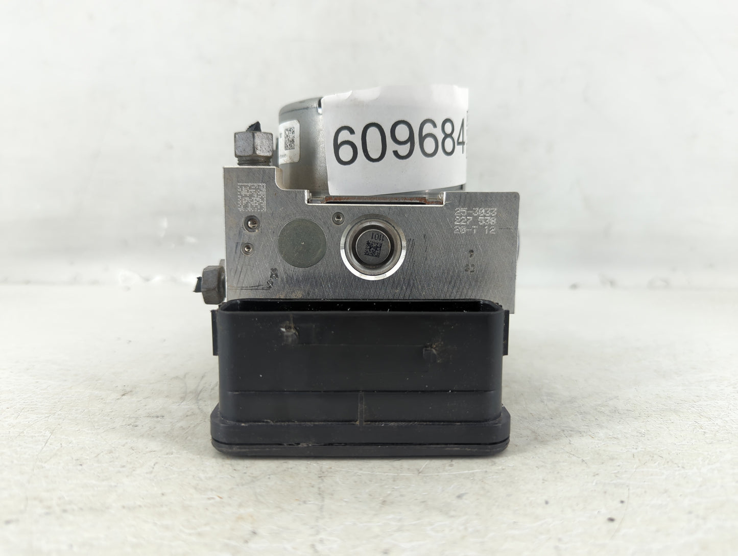 2019-2020 Ford Fusion ABS Pump Control Module Replacement P/N:KG9C-2B373-LD Fits Fits 2019 2020 OEM Used Auto Parts - Oemuse