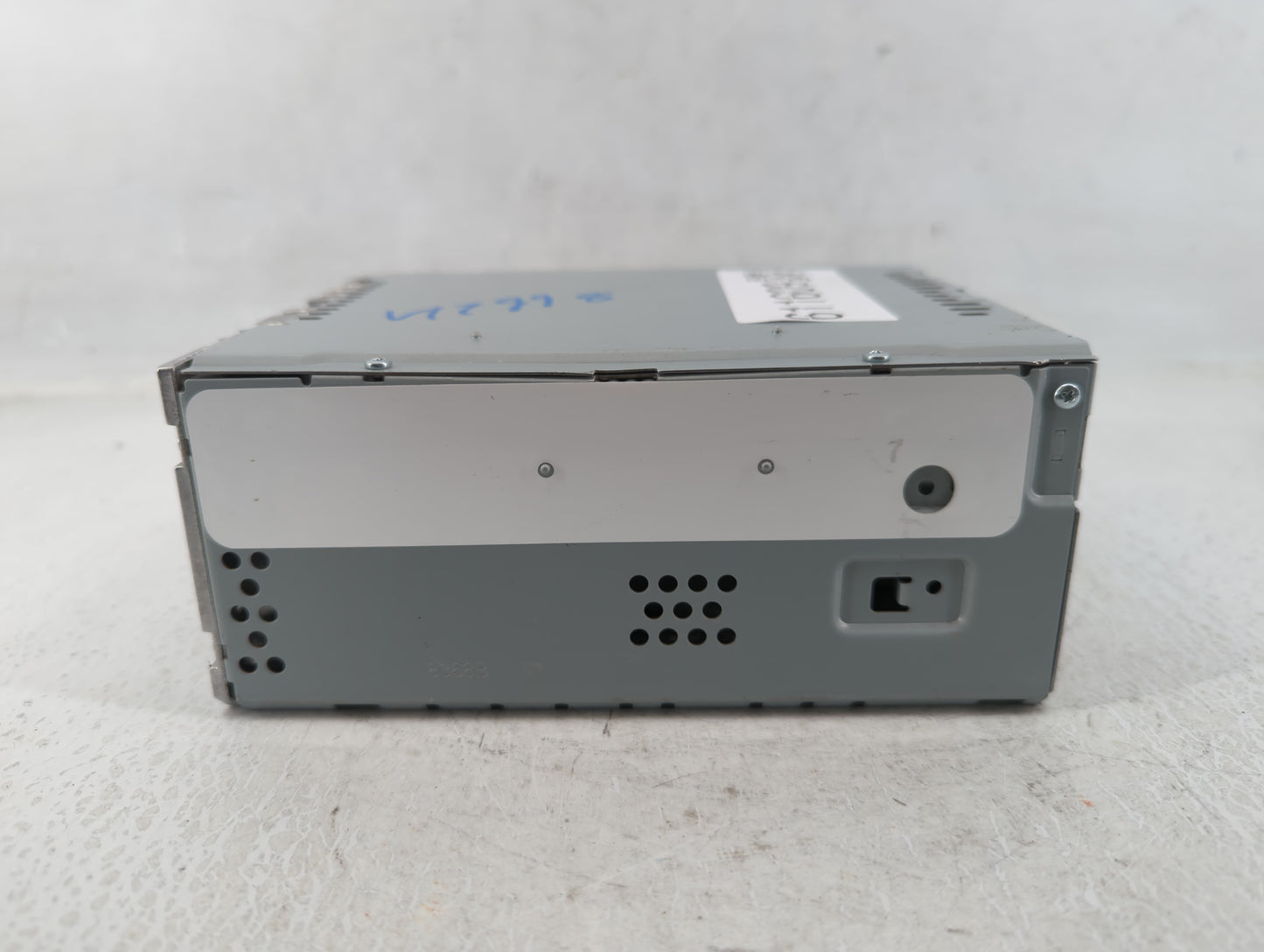 2017-2020 Ford Fusion Am Fm Cd Player Radio Receiver - Oemusedautoparts1.com